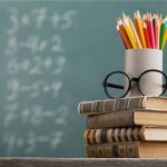 online learning vs classroom learning debate